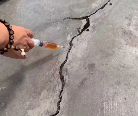西昌混凝土裂缝修补技术详解​
